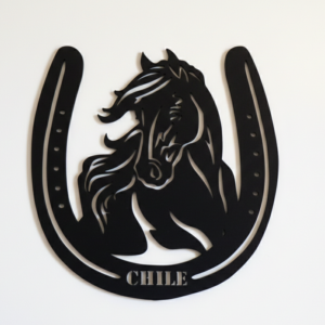 Figura decorativa Caballo y herradura con la palabra Chile